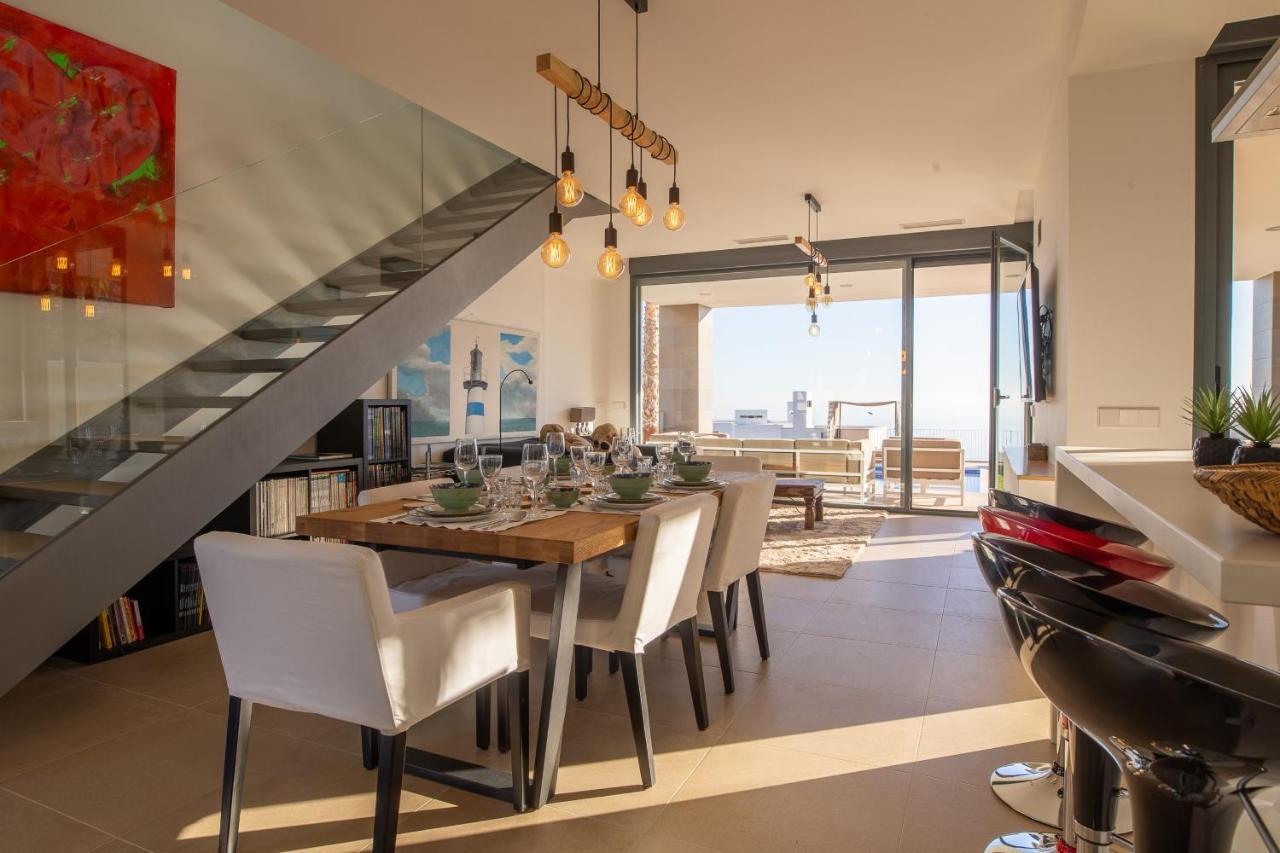 2260-Luxury Villa With Private Pool And Seaview Манилва Экстерьер фото